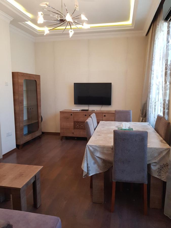 Central Baku Luxury Apartment On Nizami Street Exterior foto